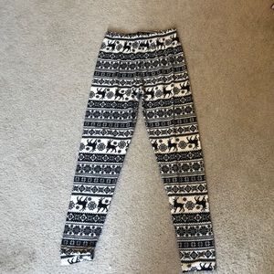 Black and White Christmas Leggings